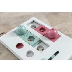 TRIXIE Brain Mover Activity Strategy Game Cat Toy -Furry Friends 118929 PT3. AC SS1800 V1582138769