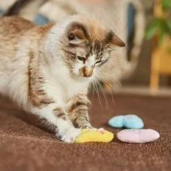 Frisco Candy Hearts Plush Cat Toy With Catnip, 3 Count -Furry Friends 201906 PT3. AC SS1800 V1701365115