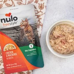 Nulo FreeStyle Chicken & Mackerel In Broth Cat Food Topper -Furry Friends 209721 PT7. AC SS1800 V1666733133