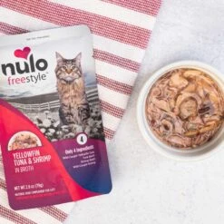Nulo FreeStyle Yellowfin Tuna & Shrimp In Broth Cat Food Topper -Furry Friends 209725 PT7. AC SS1800 V1666732826
