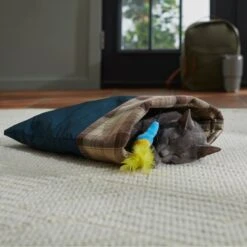 Frisco Camping Sleeping Bag Cat Toy 9 Frisco Camping Sleeping Bag Cat Toy -Furry Friends 270973 PT3. AC SS1800 V1625009375