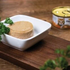 Nulo FreeStyle Chicken & Chicken Liver Pate Wet Cat Food -Furry Friends 329283 PT2. AC SS1800 V1634850470