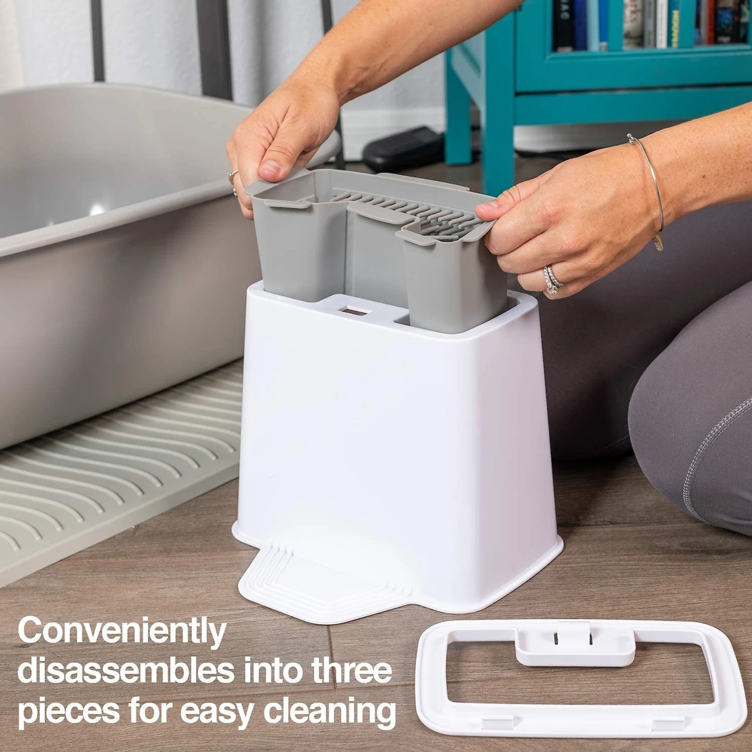 PetFusion 2-in-1 Universal Cat Litter Scoop Holder 4 PetFusion 2-in-1 Universal Cat Litter Scoop Holder - Image 2